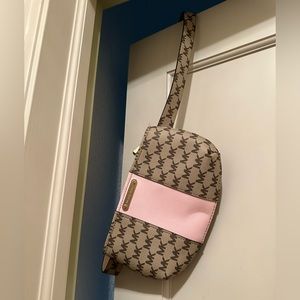 Michael kors belt bag